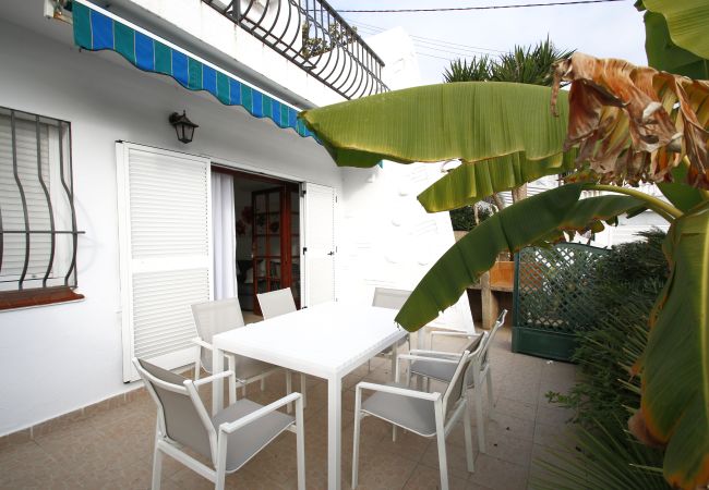 Apartamento en Miami Playa - Urb. Parque de Mont-roig Apartamento en Miami Playa - Urb. Parque de Mont-roig