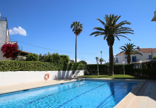 Apartamento en Miami Playa - Urb. Parque de Mont-roig Apartamento en Miami Playa - Urb. Parque de Mont-roig