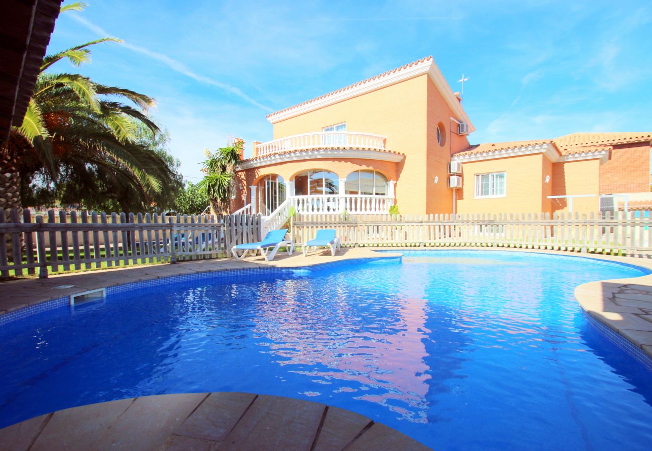 Villa en Miami Playa - Miami Platja