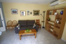 Apartamento en Miami Playa - Urb. Parque de Mont-roig