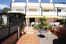 Casa en Miami Playa - Urb. Parque de Mont-roig
