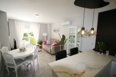 Apartamento en Miami Playa - Miami Platja