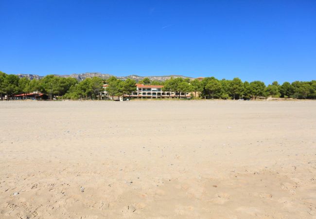 Апартаменты на Оспиталет дель Инфант - Arcos del Mar Апартаменты на Оспиталет дель Инфант - Arcos del Mar