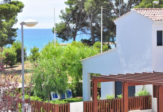 Дом на Камбрильс - Passeig del Mar Дом на Камбрильс - Passeig del Mar