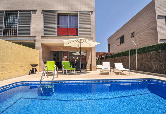  на Cambrils - VILLA MAGNOLIA