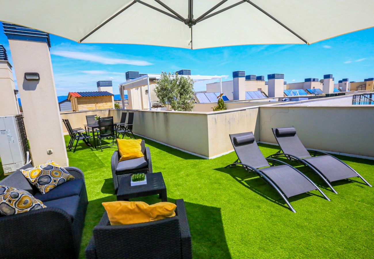 Апартаменты на Камбрильс - Augusta Апартаменты на Камбрильс - Augusta