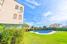 Апартаменты на Камбрильс - Noucentisme